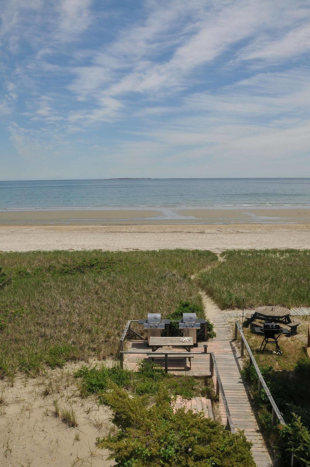 Friendship Oceanfront 2*
